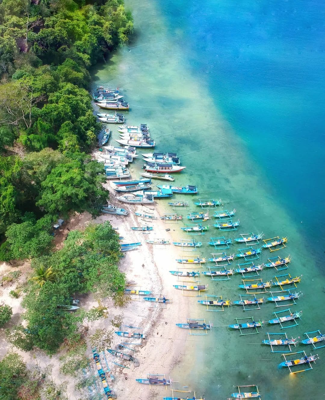 Pantai Sendang Biru Andalan Objek Wisata Pantai Di Malang Selatan